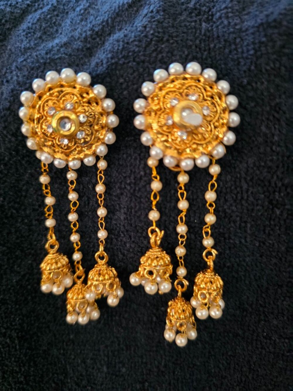 NWOT Gold-Plated Pearl Bahubali Jhumka Earrings Indian Bridal Jewelry Sahara